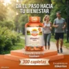 Vitamina C 1000 mg Sundown, frasco de 300 comprimidos con una pareja ejercitándose al aire libre.